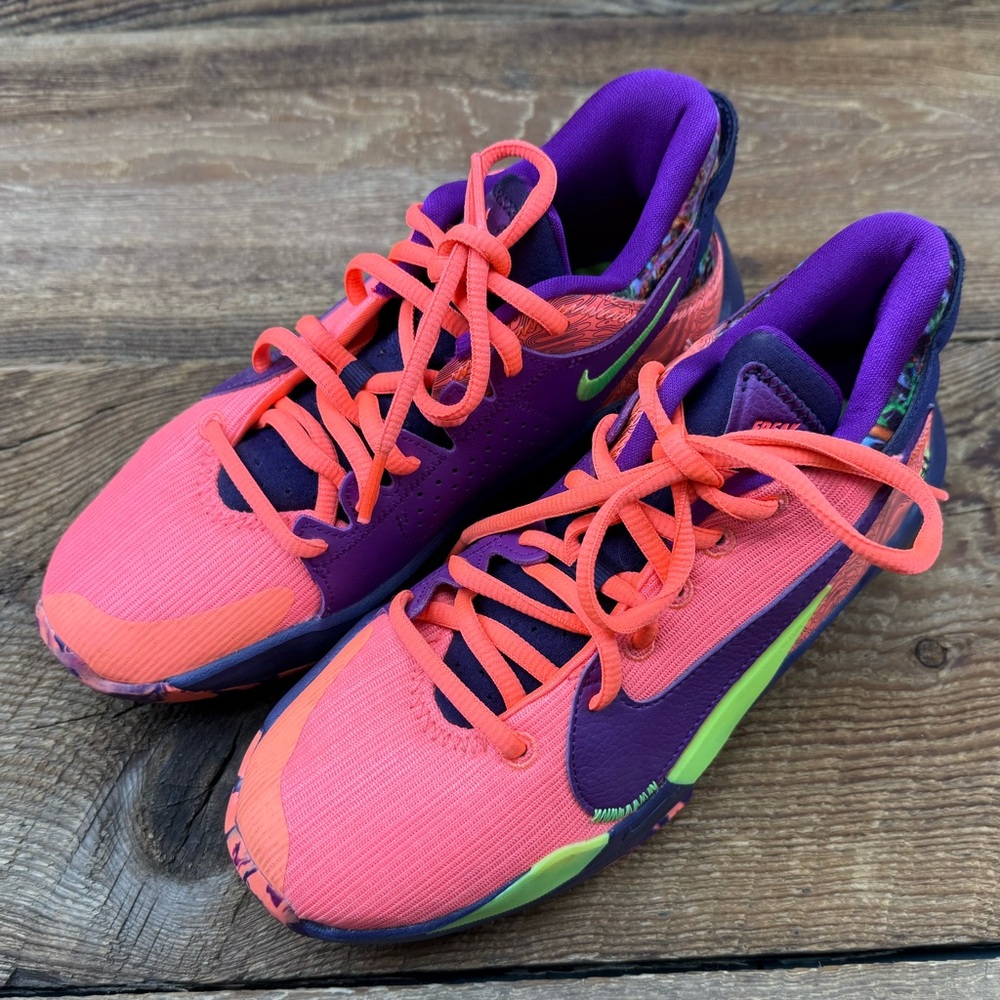 Nike Youth 4 Zoom Freak 2 Athletic Shoes